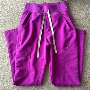 Figs XXS High Waisted Yola pants in color Purple Jolt